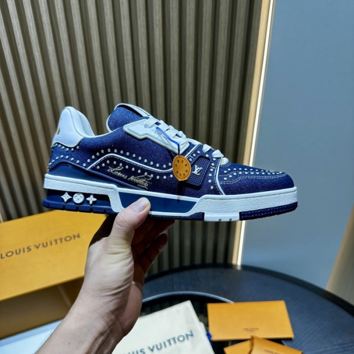 LV snekaers L0000667