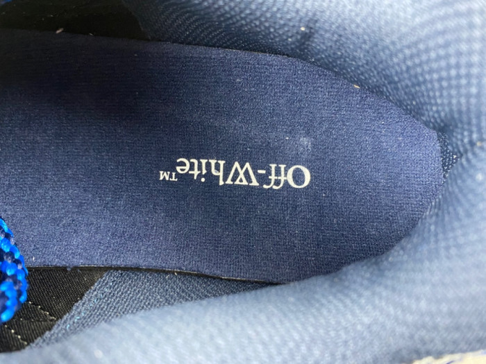 Off-White Be right back OWIA289F45