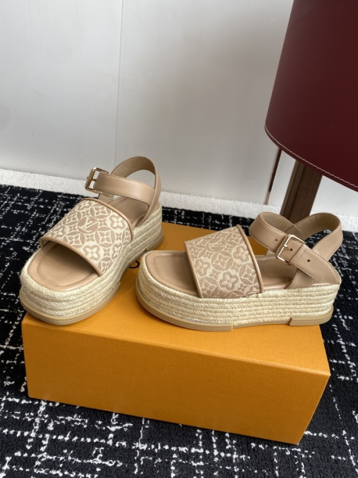 L&V sandal 232