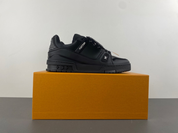 LV snekaers L0000632