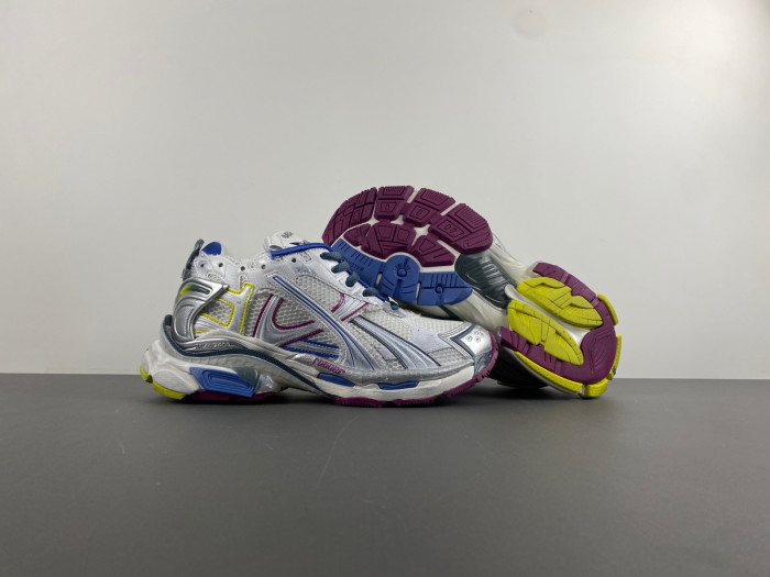 Balenciaga Runner sneaker W3RNY-0328