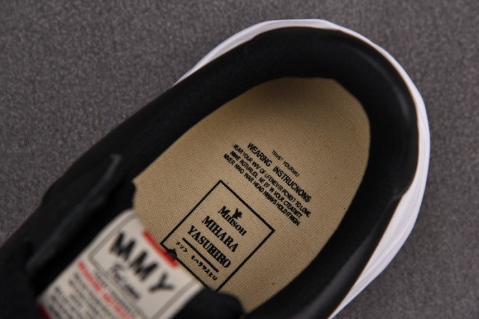 Ma*s*n mihara yasuhiro sneaker mmys32