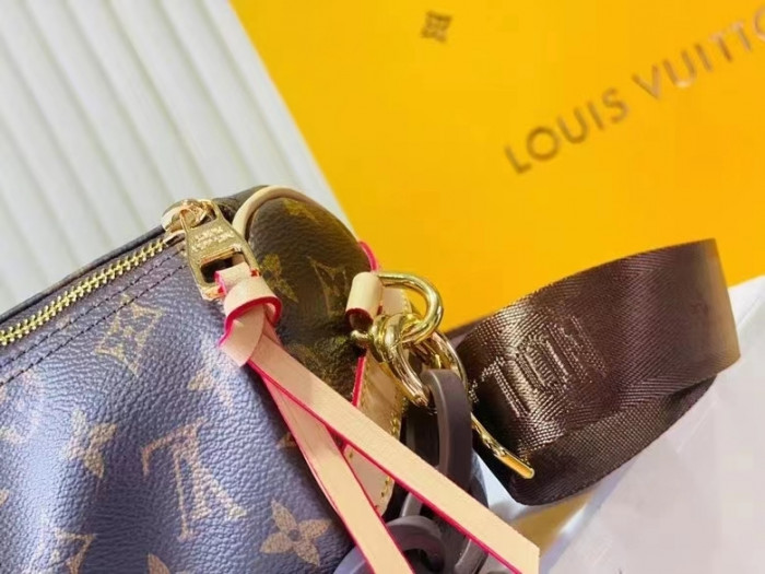 L*V BAG 04