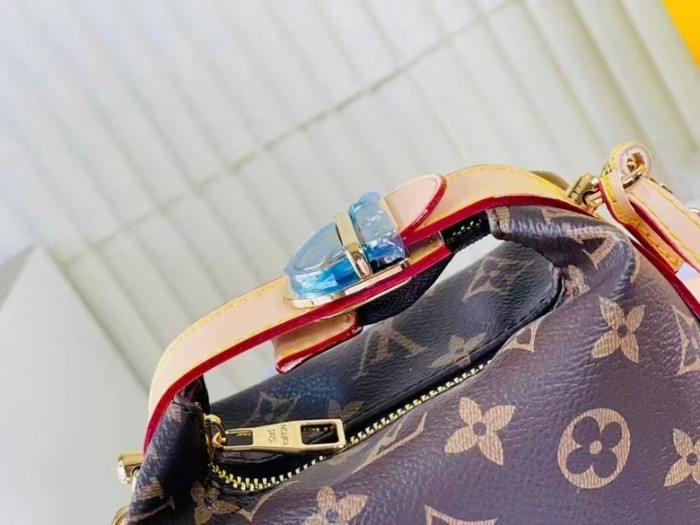 L*V BAG 06