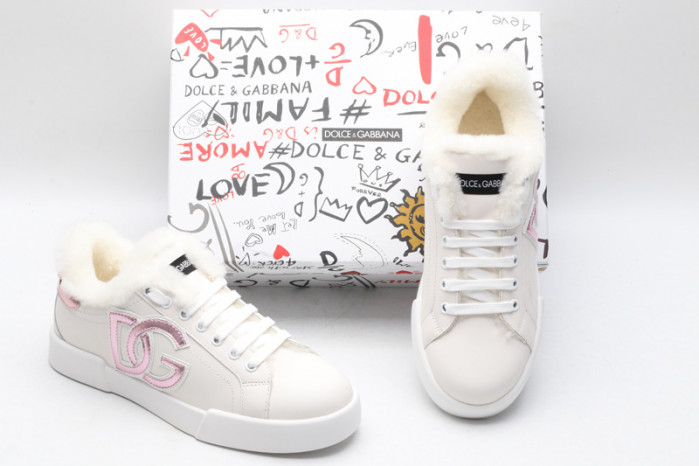 DG Sneaker33