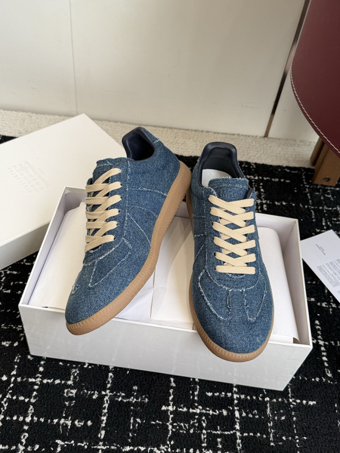 Ma1s0n Marg*e1a CALFSKIN S57WS0389