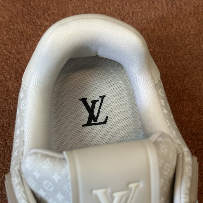 LV snekaers L0000906