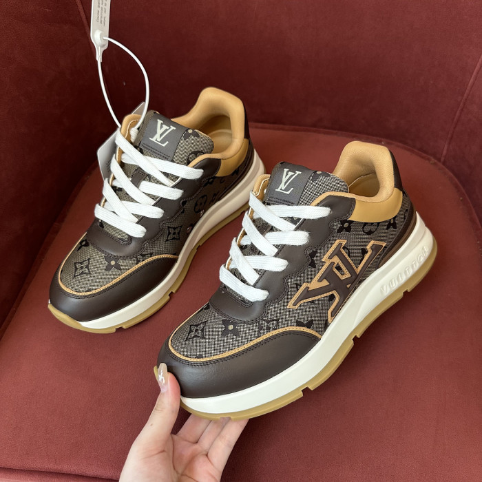 LV snekaers L0000810