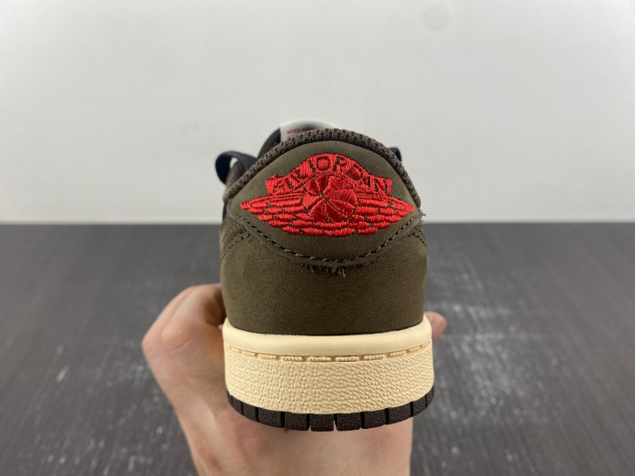 TRAVIS SCOTT X AIR JORDAN 1 LOW “MOCHA” KIDS CQ4277-001