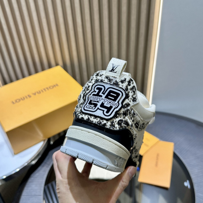 LV snekaers L0000449