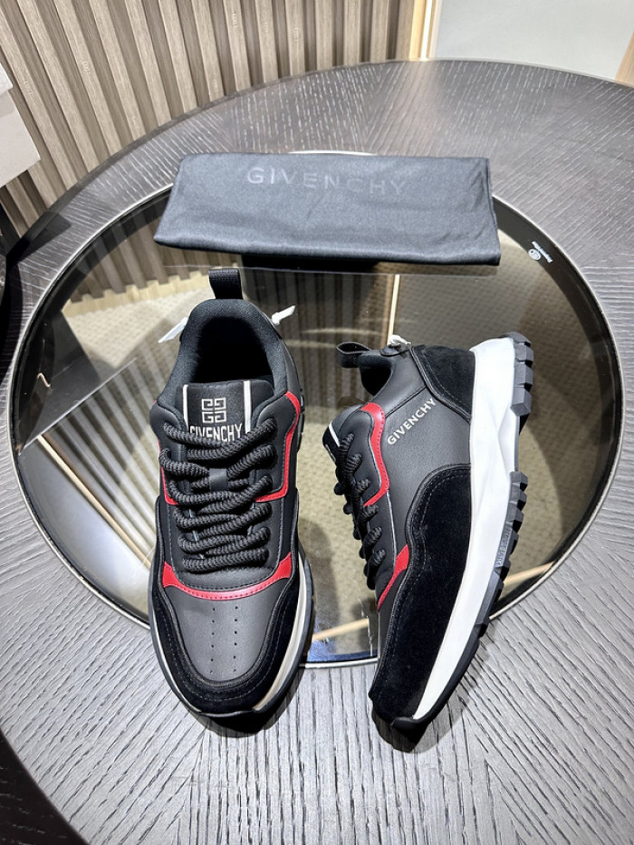 Givenchy Sneakers 660058