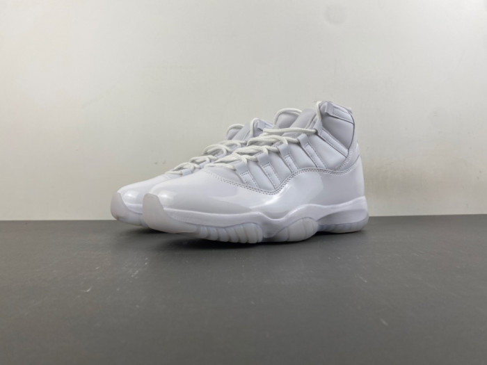 Air Jordan 11 Retro Comme des Garçons Homme Plus White IV7639-100