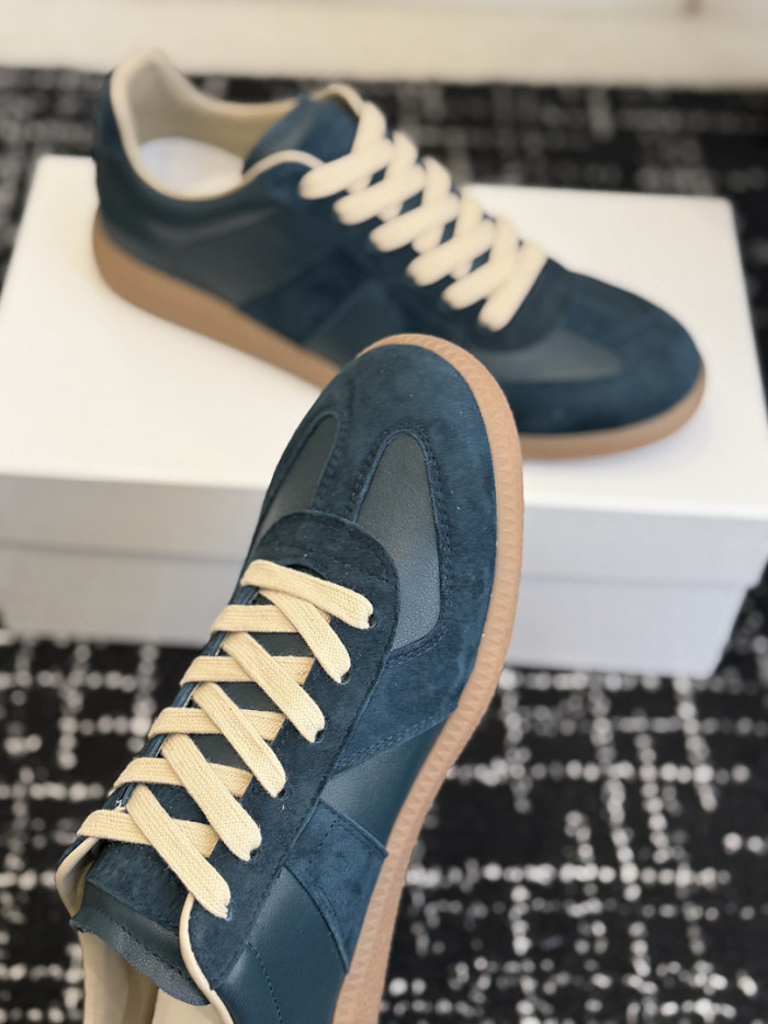 Ma1s0n Marg*e1a CALFSKIN S57WS0361
