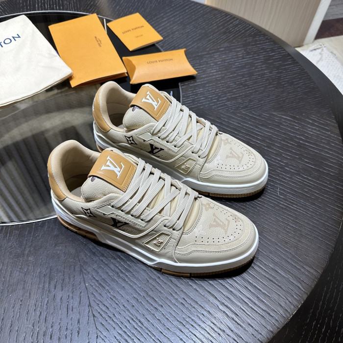 LV snekaers L0000832