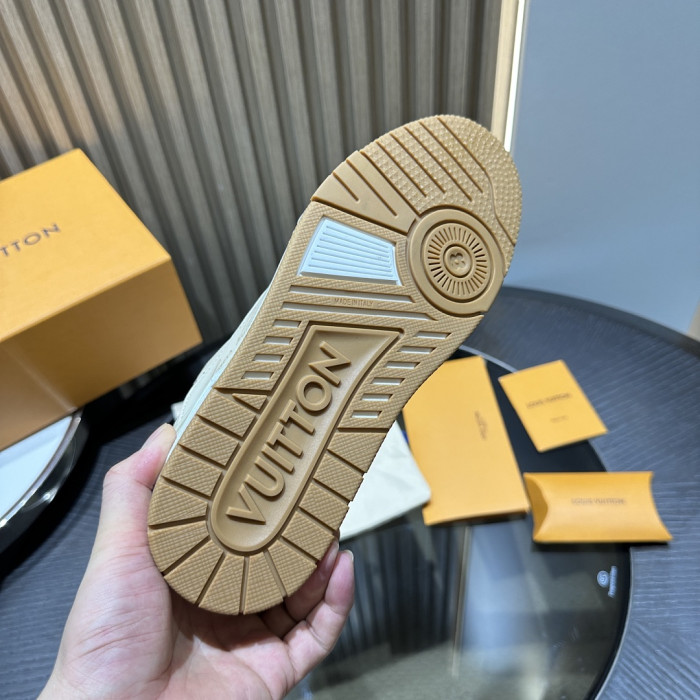 LV snekaers L0000832
