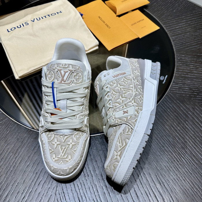 LV snekaers L0000872