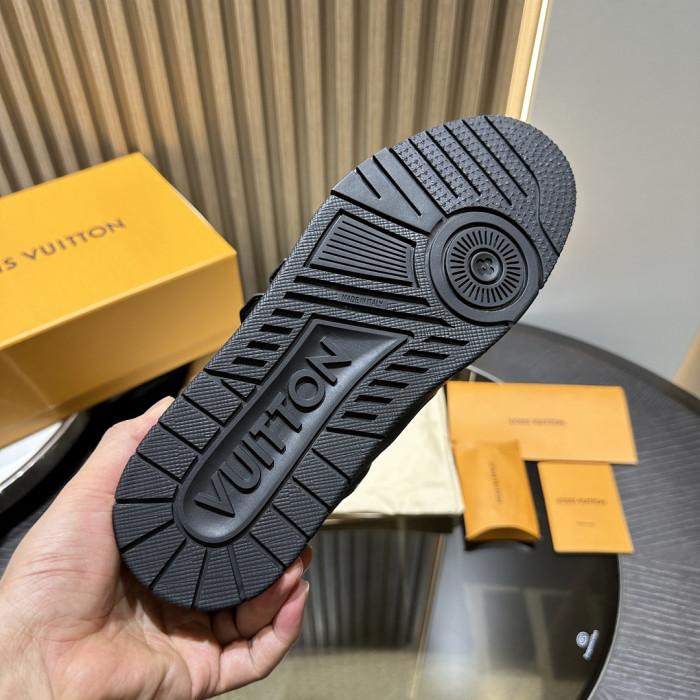 LV snekaers L0000778