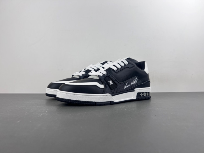 LV snekaers L0000759