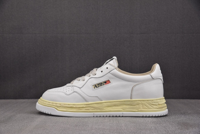 Ma1s0n MIHARA YASUHIRO SNEAKER MMYS99