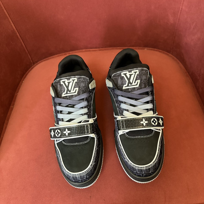 LV snekaers L0000459