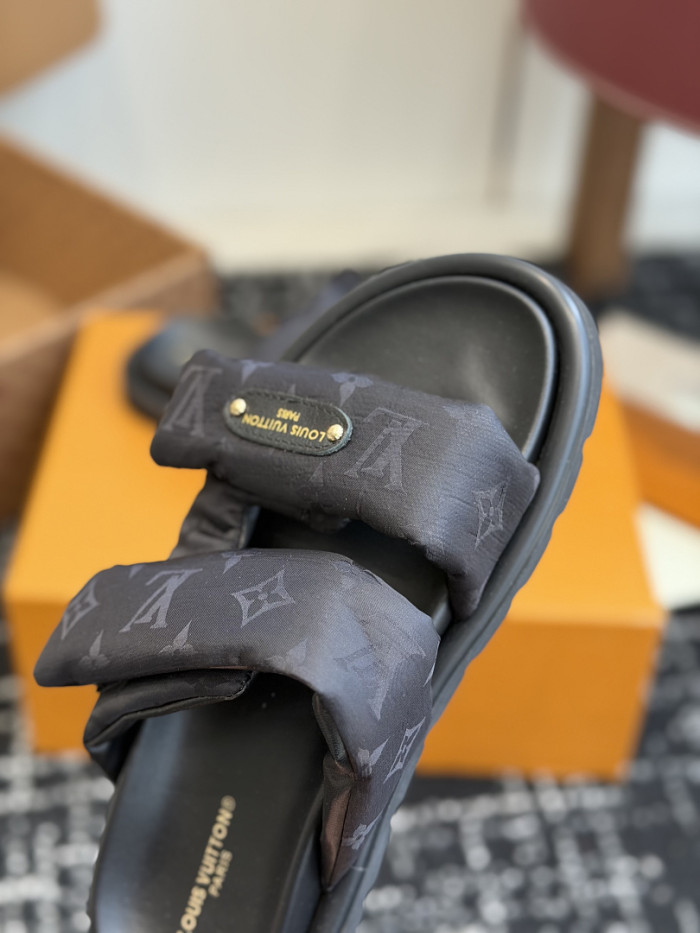 L&V sandal 249