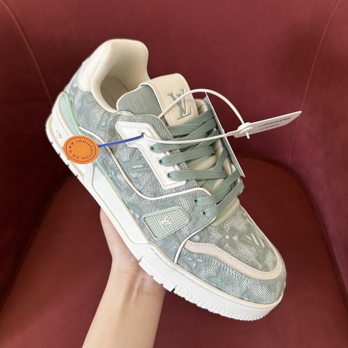 LV snekaers L0000816