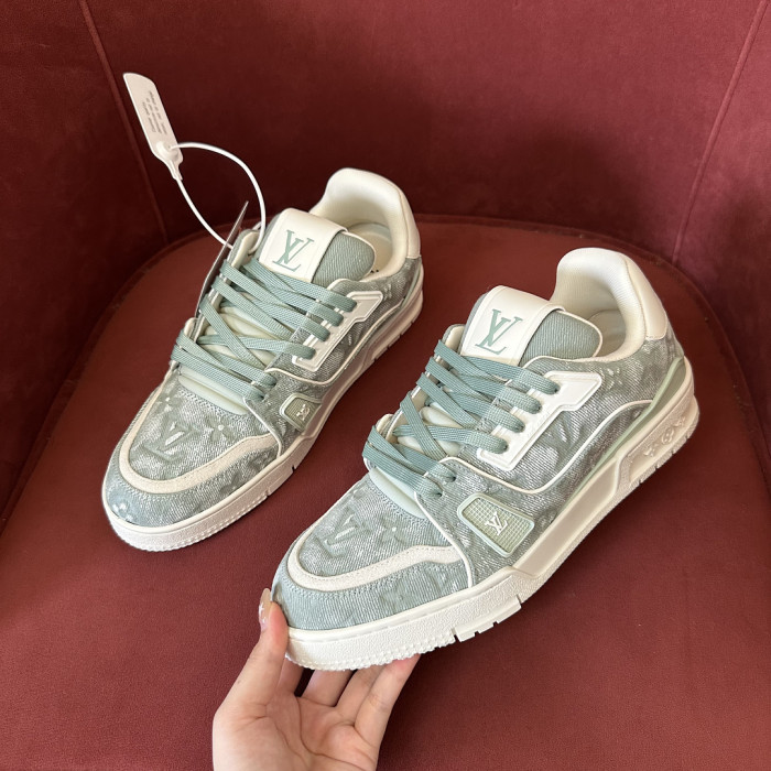 LV snekaers L0000816