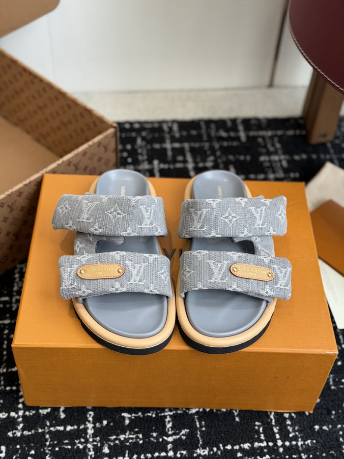 L&V sandal 255