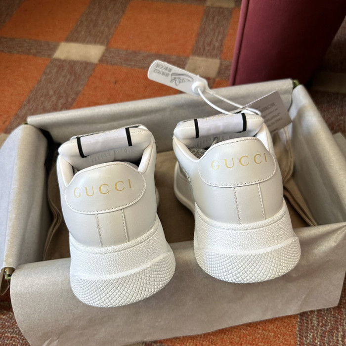 G*u*i* sneaker gc149