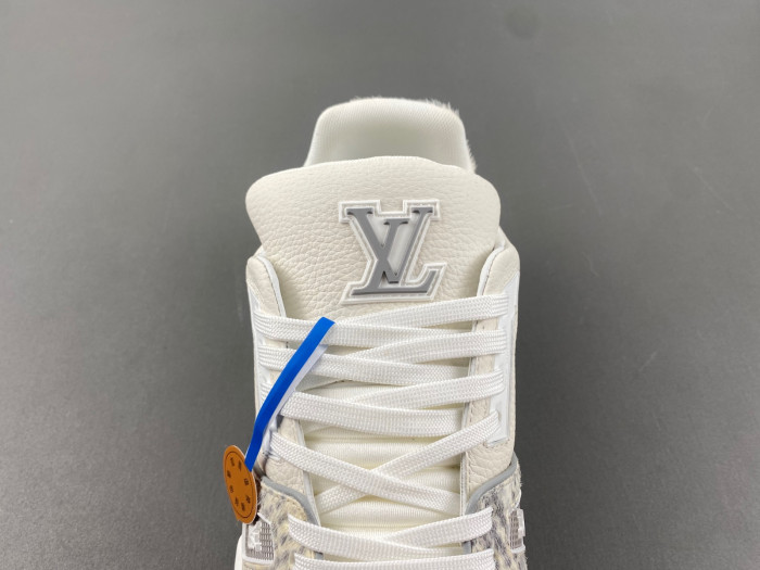 LV snekaers L0000538