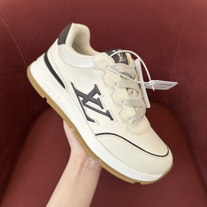 LV snekaers L0000804