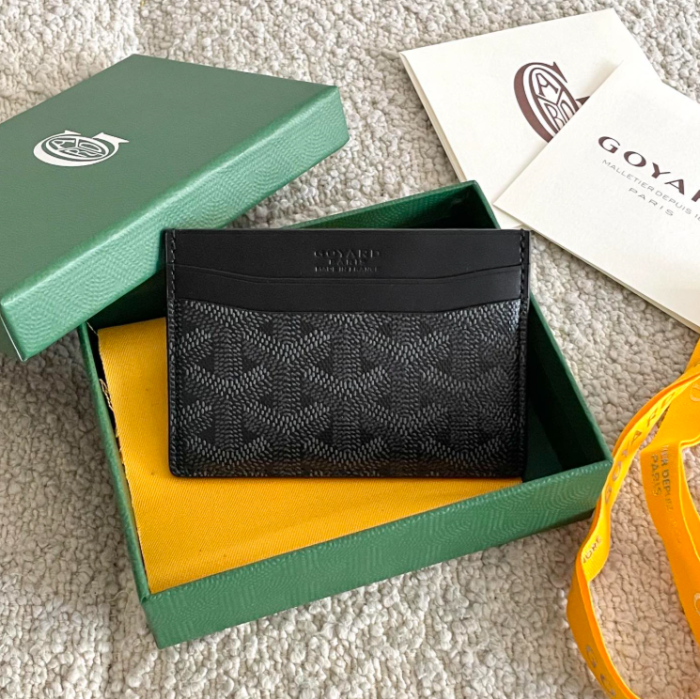 G09ard CARD HOLDER GY19