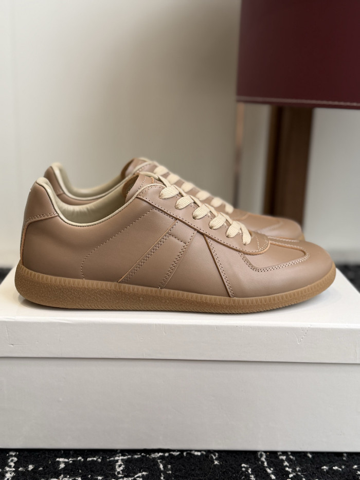 Ma1s0n Marg*e1a CALFSKIN S57WS0444