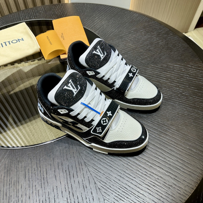 LV snekaers L0000479