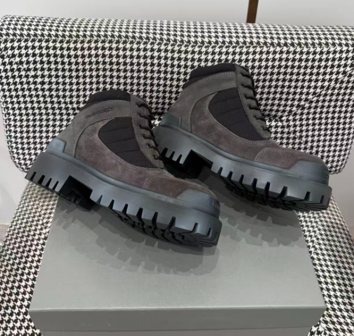 Ba1en*iaga Boots 80000297