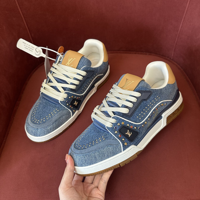 LV snekaers L0000823