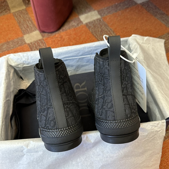 B23 OBLIQUE LOW Top SNEAKERS T00480H102