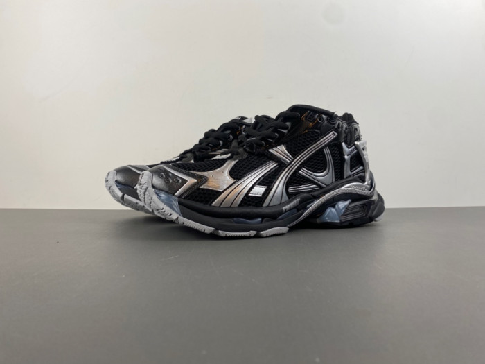 Balenciaga Runner sneaker W3RNY 0322