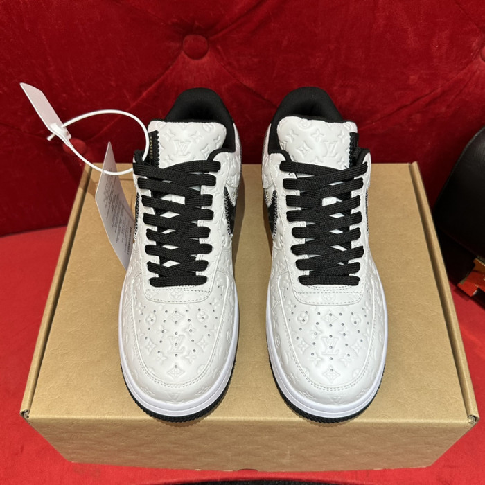 LouisVuitton x Nike Air Force LV LA09147