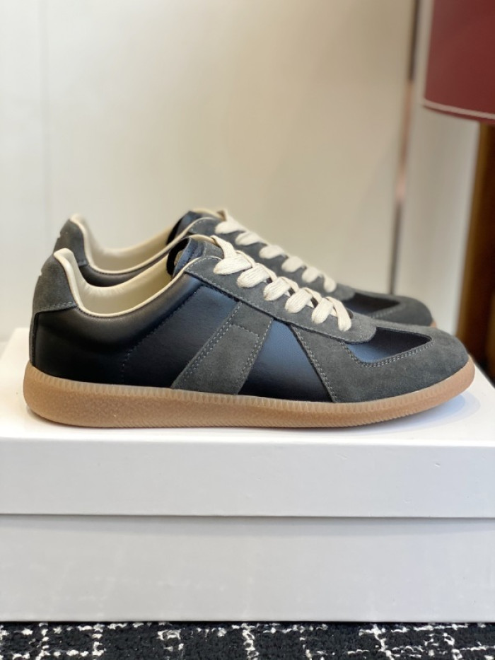 Ma1s0n Marg*e1a CALFSKIN S57WS0343