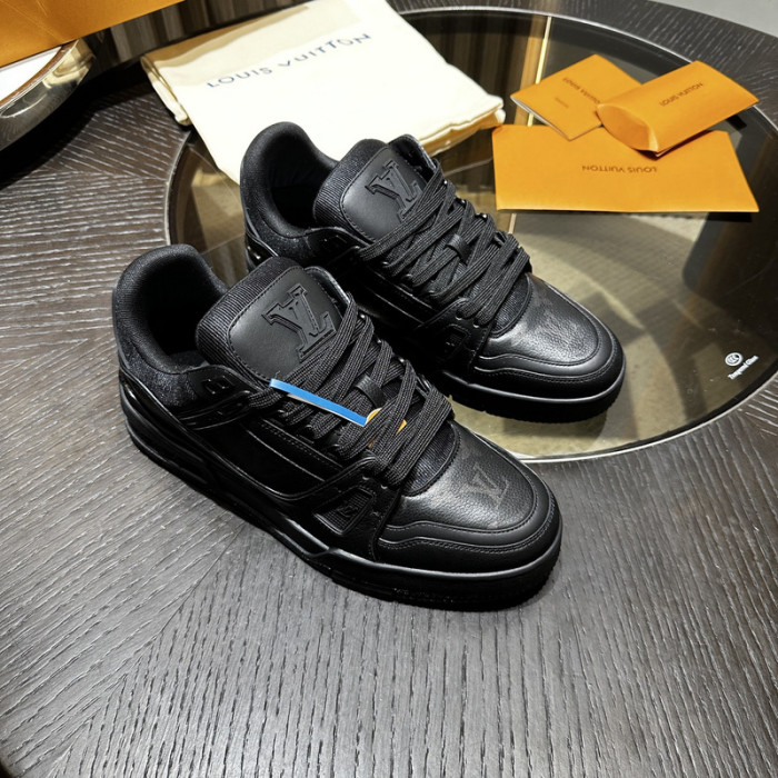 LV snekaers L0000607