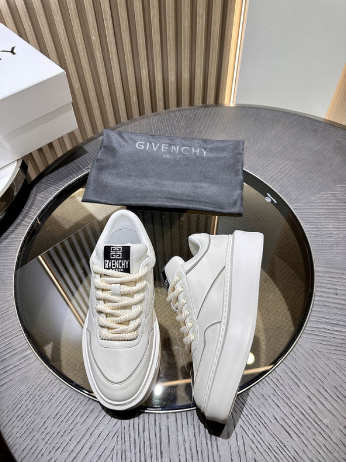 Givenchy Sneakers 660020