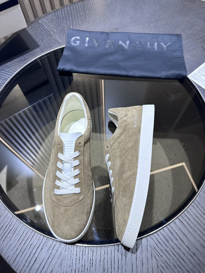 Givenchy Sneakers 660046