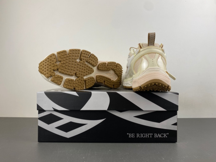 Off-White Be right back OWIA289F57