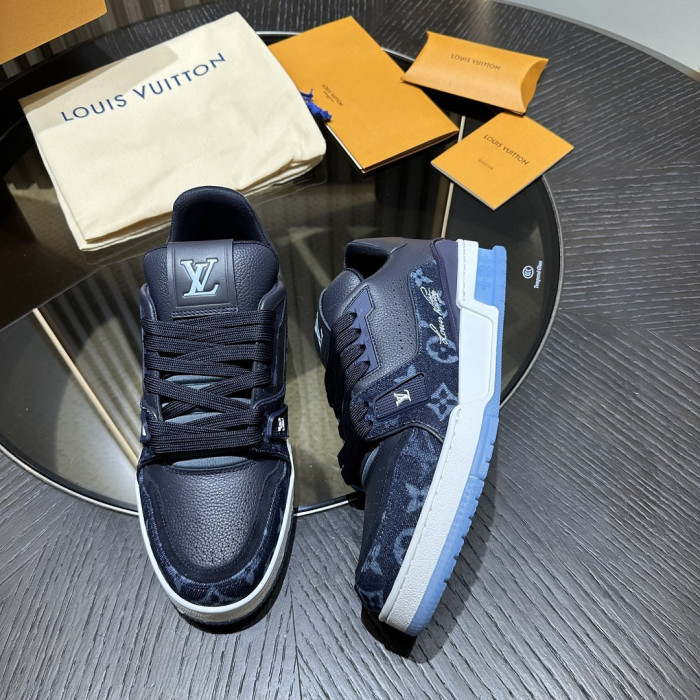 LV snekaers L0000837