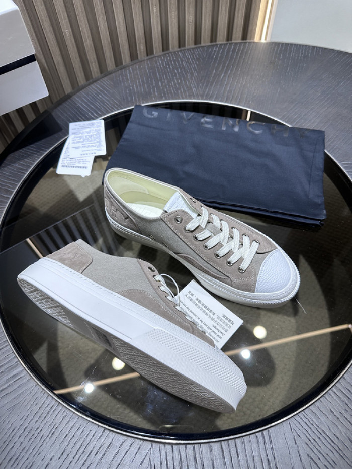 Givenchy Sneakers 660050