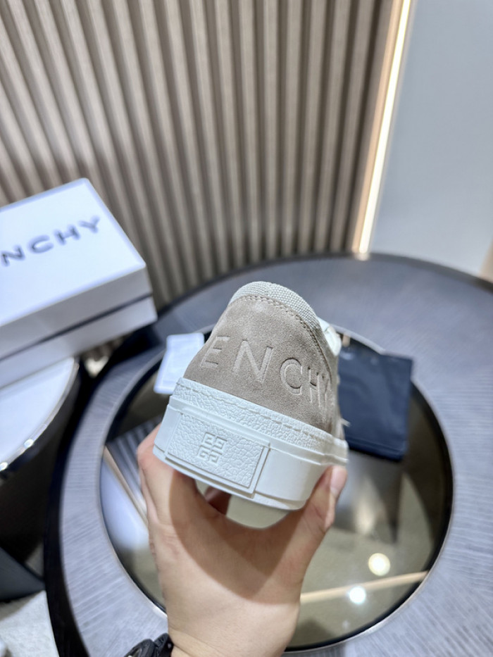 Givenchy Sneakers 660050