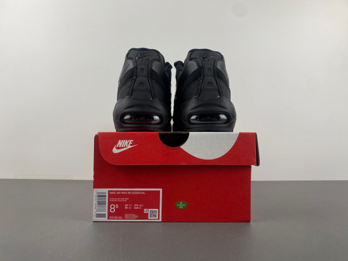 Nike Air Max 95 Essential Triple Black CL3705-001