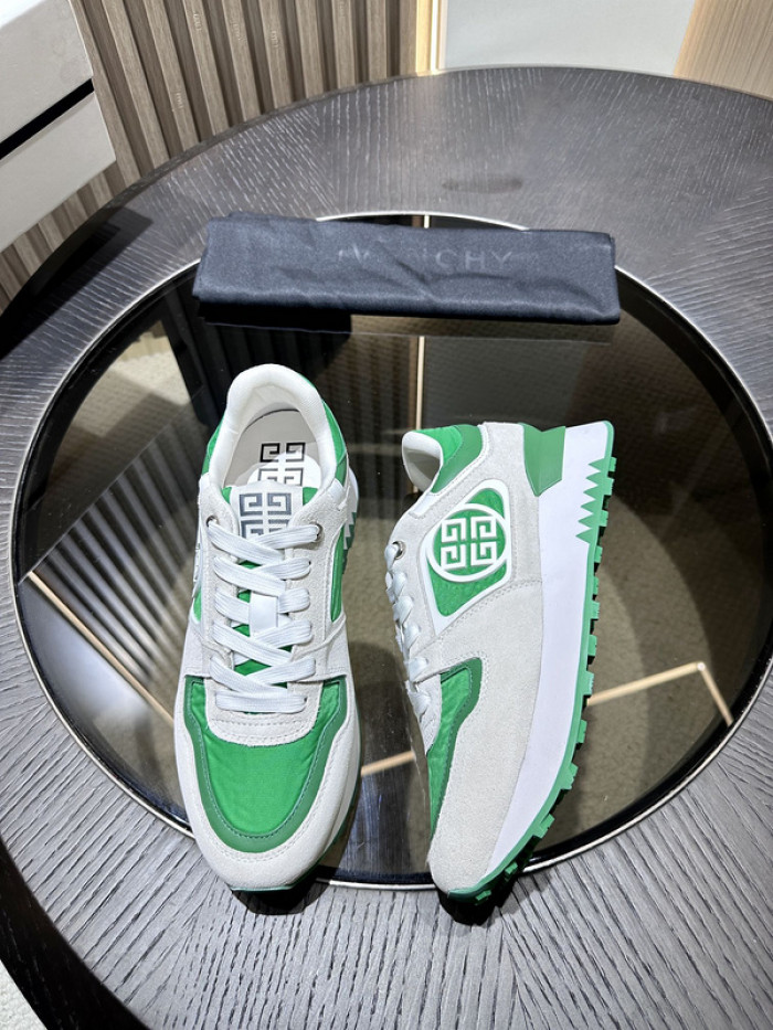 Givenchy Sneakers 660032