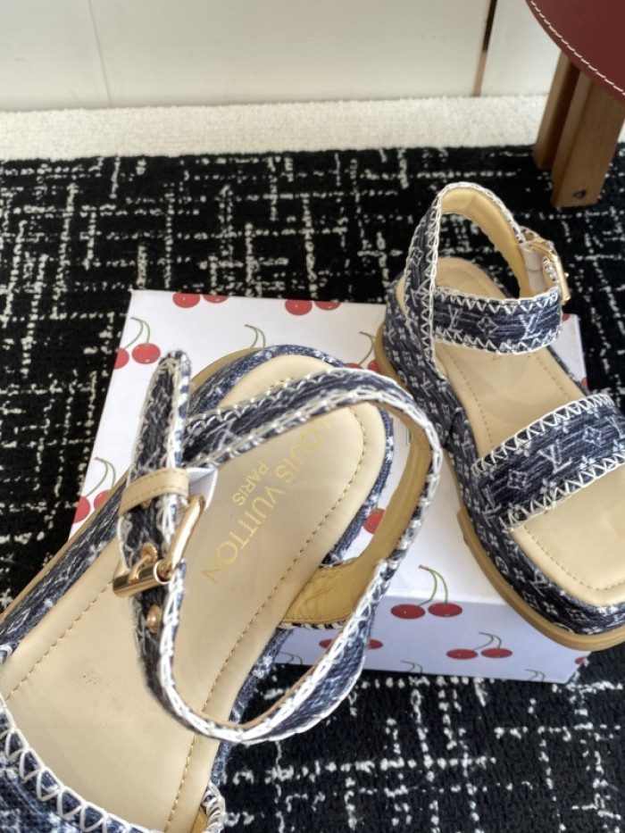 L&V sandal 229